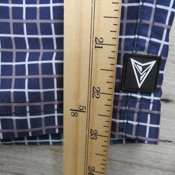 Univibe* Men's 1.5" Belt Loop Multipocketed Checkered Board Shorts~ Size 34W - Picture 10 of 10